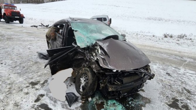 В ДТП в Татарстане пострадали девушка-водитель и два пассажира