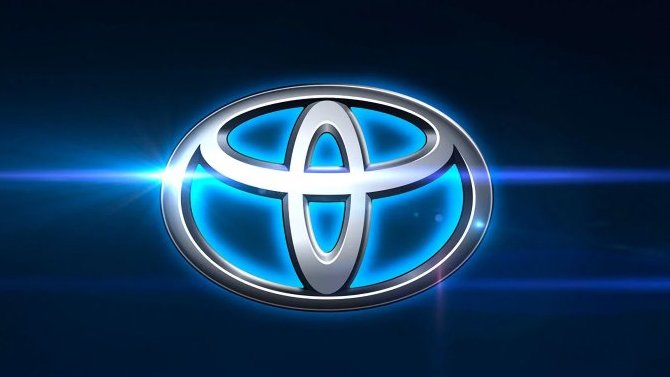 Toyota возобновила официальные поставки запчастей в нашу страну