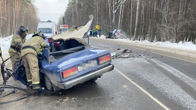 ВАЗ и «Хёндэ» столкнулись на трассе в Татарстане, один человек погиб