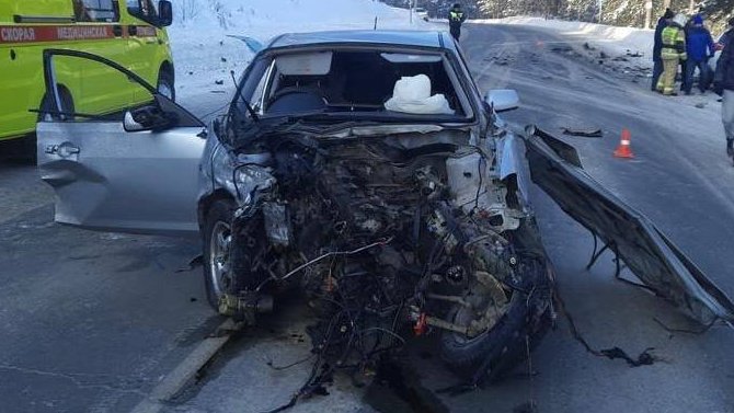 В Томской области столкнулись две иномарки, погибла автомобилистка