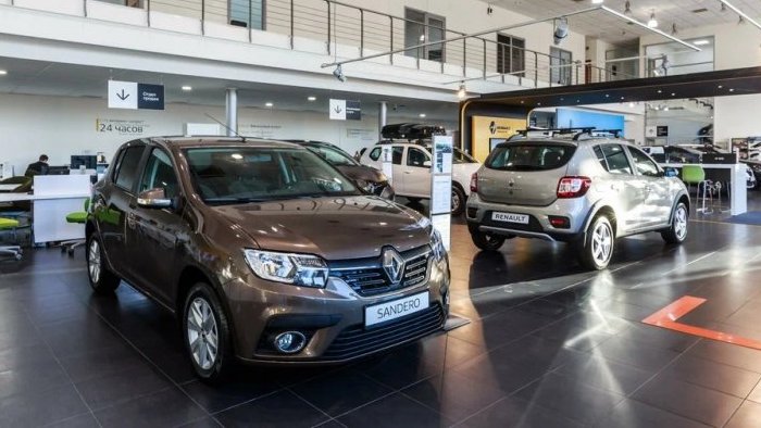 Бывшие российские дилеры Renault попросили фирму компенсировать их убытки