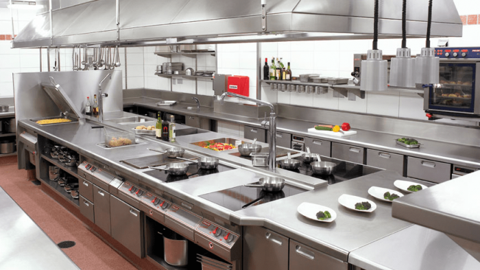 Профессиональное кухонное оборудование и гастроемкости: надежность и функциональность на кухне