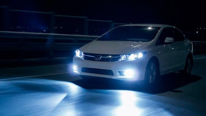 Эксперты нашли только один минус использования LED-технологий в автомобильных фарах