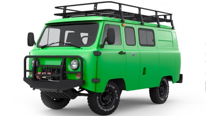 Зелёный УАЗ-450 в честь 65-летия