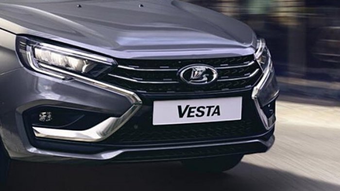 «АвтоВАЗ» уменьшит производство Lada Vesta
