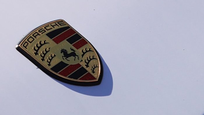 Porsche так и не смог продать свои российские активы
