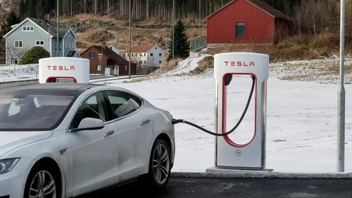 С электромобилями что-то не то — в США оценили опыт Норвегии и решили, что так не надо