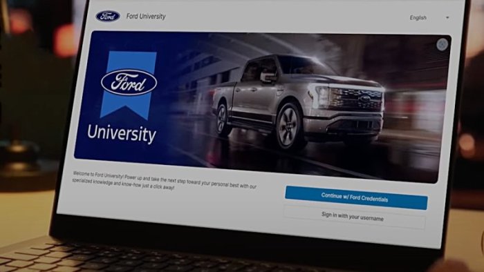 Ford Motor запустил сервис для обучения дилеров — с ИИ, видосиками и слежкой за сотрудниками