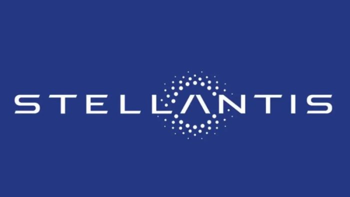 Альянс Stellantis остался без директора из-за падения продаж