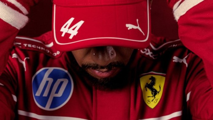 Хэмилтон попал в аварию во время тестов Ferrari в Барселоне