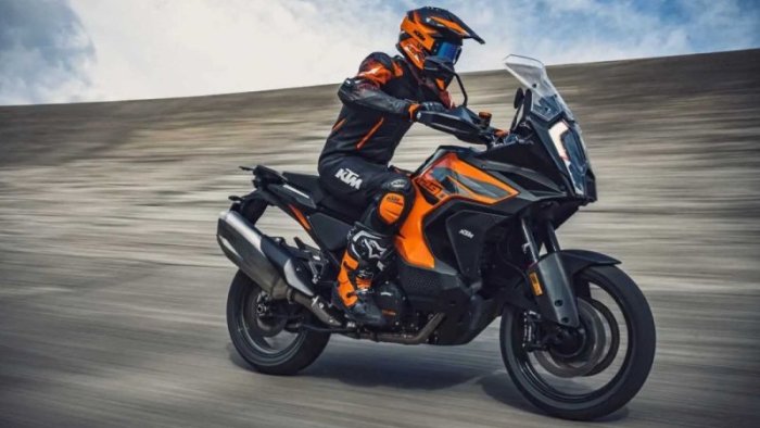 Австрийский мотобренд KTM может полностью перейти к индийской компании Bajaj Auto