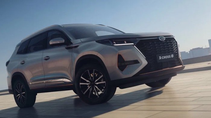Chery всё: под брендом XCite на бывшем заводе Nissan в Санкт-Петербурге могут начать выпускать копии каких-то других автомобилей