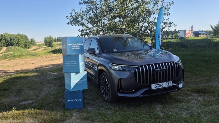 АВТОДОМ JAECOO провел тест-драйв JAECOO J8 на территории ADM Raceway в Мячково