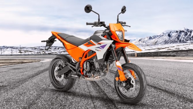 KTM 390 SMC R