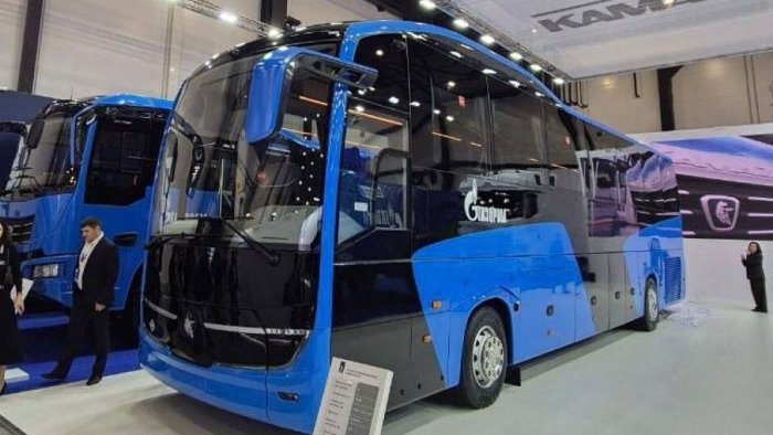 КАМАЗ представил новый туристический автобуc, работающий на газе