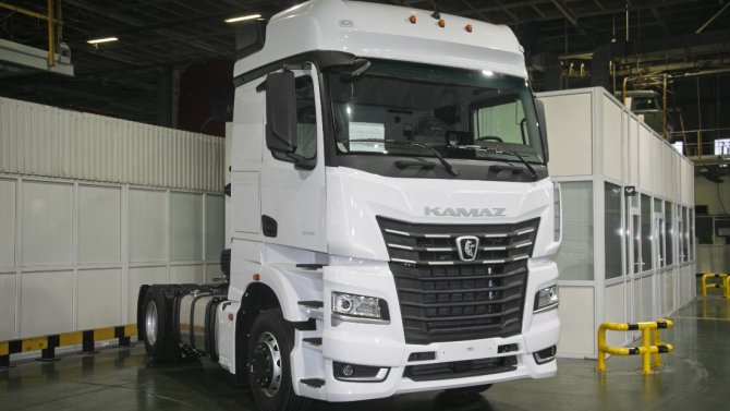 КАМАЗ-54901 версии Hi-tech