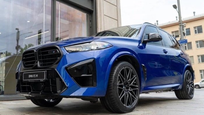 Покупка автомобилей BMW в бутиках