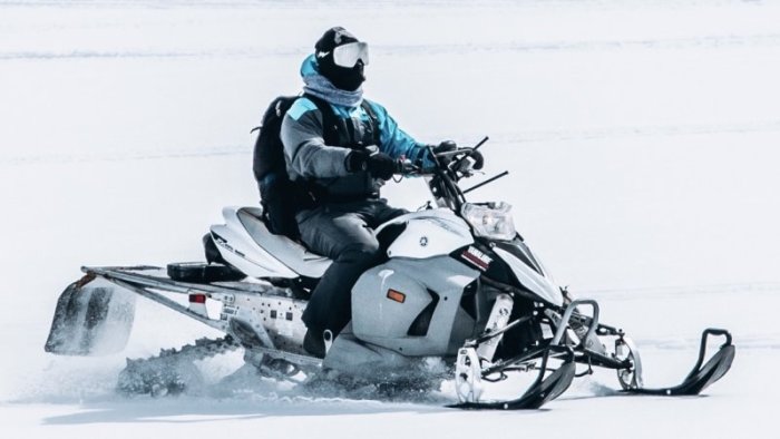 Какие бывают снегоходы – виды и особенности