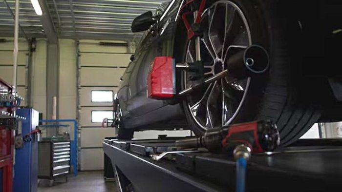 Ремонт и автосервис: основные услуги и преимущества сети автосалонов