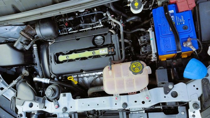 Подготовка автомобиля к замене ремня ГРМ Opel