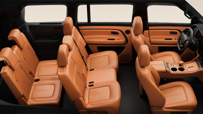 ROX Adamas салон