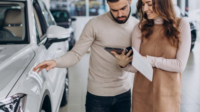 Российские покупатели автомобилей неожиданно столкнулись с требованием заплатить ещё раз