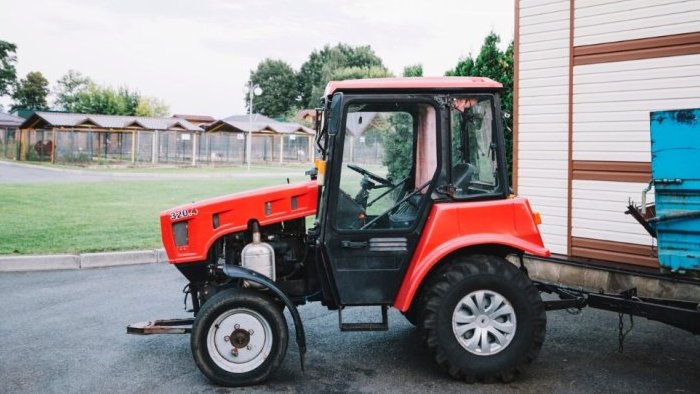 Как выбрать аккумулятор для мини‑трактора